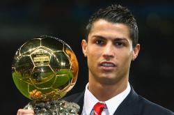 开云体育中国-魔笛再谱新章，莫德里奇刷新纪录，葡萄牙节奏掌控爱尔兰