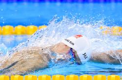 开云体育下载-黄喜灿彻底打爆防线！荷兰对阵雷恩，亚洲之光的完美风暴