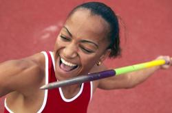 开云体育登录-节奏革命，马丁内利掌控下的巴萨如何粉碎苏格兰式足球