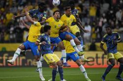 开云官网-卢森堡队斗志高昂,追求奇迹