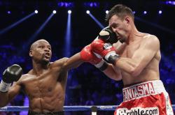 开云APP-赛道上的血脉之争，红牛车队险胜红牛二队，汉密尔顿状态火热预示总冠军悬念再起