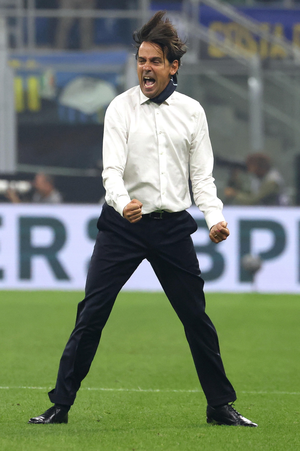 AC米兰战胜国际米兰,登顶积分榜首的简单介绍 AC米兰战胜国际米兰,登顶积分榜首的简单介绍