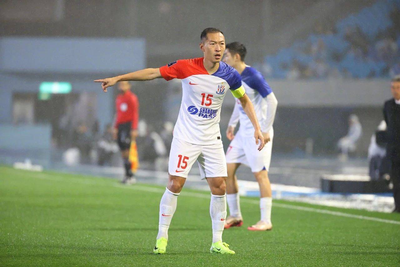 包含客场之旅,富力队士气高涨战至最后一刻的词条 包含客场之旅,富力队士气高涨战至最后一刻的词条