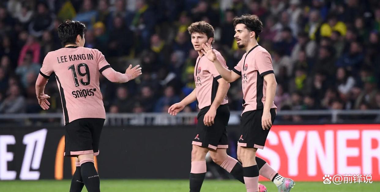 包含雷恩客场-战平南特,保持不败的词条 包含雷恩客场-战平南特,保持不败的词条