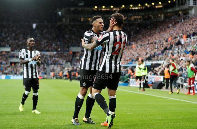 纽卡斯尔联防线稳固,客场逼平榜首对手成功保住比分的简单介绍 纽卡斯尔联防线稳固,客场逼平榜首对手成功保住比分的简单介绍