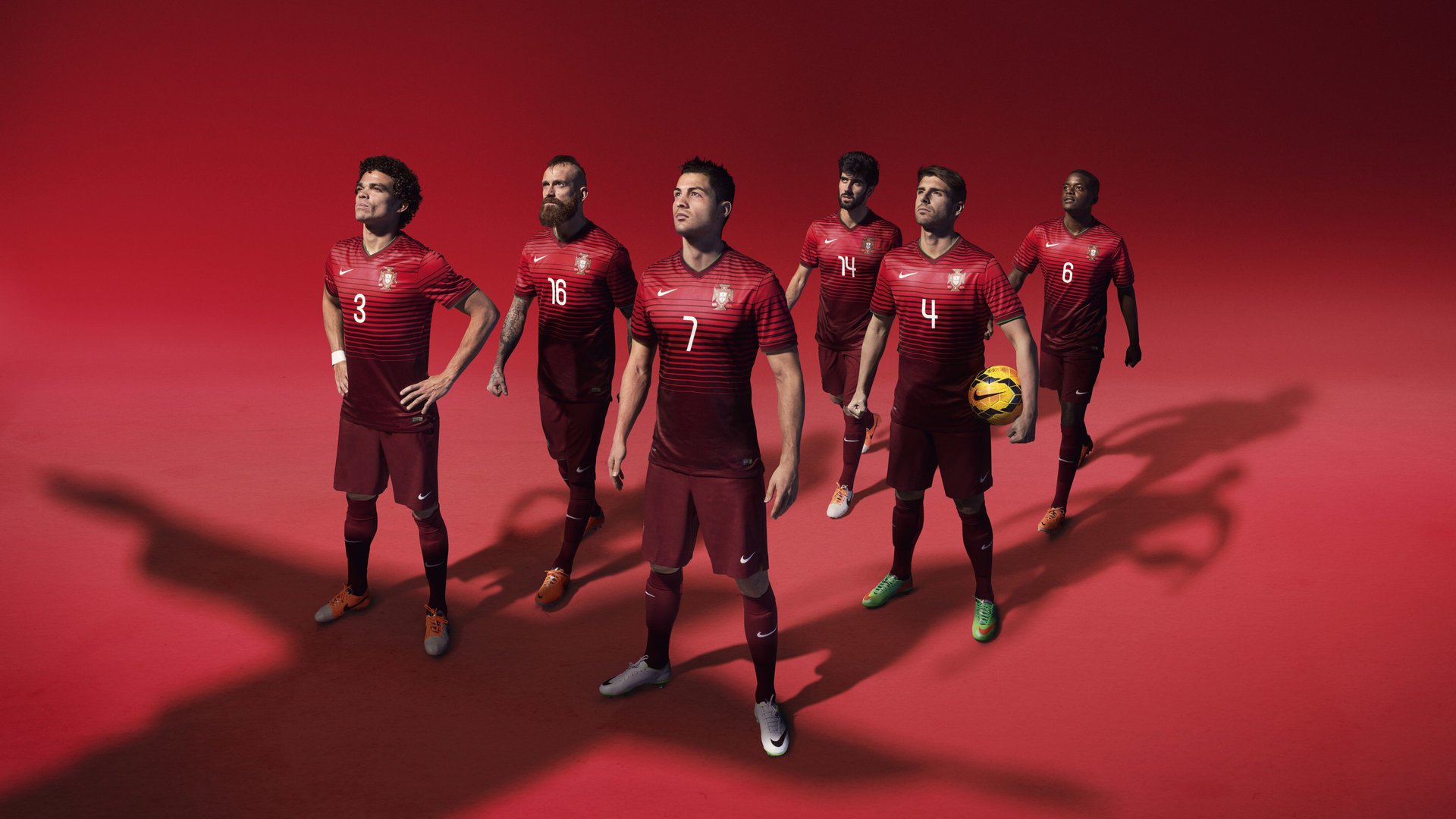 欧冠之夜,火箭升空,当欧冠淘汰赛焦点战遇上一波流篮球美学