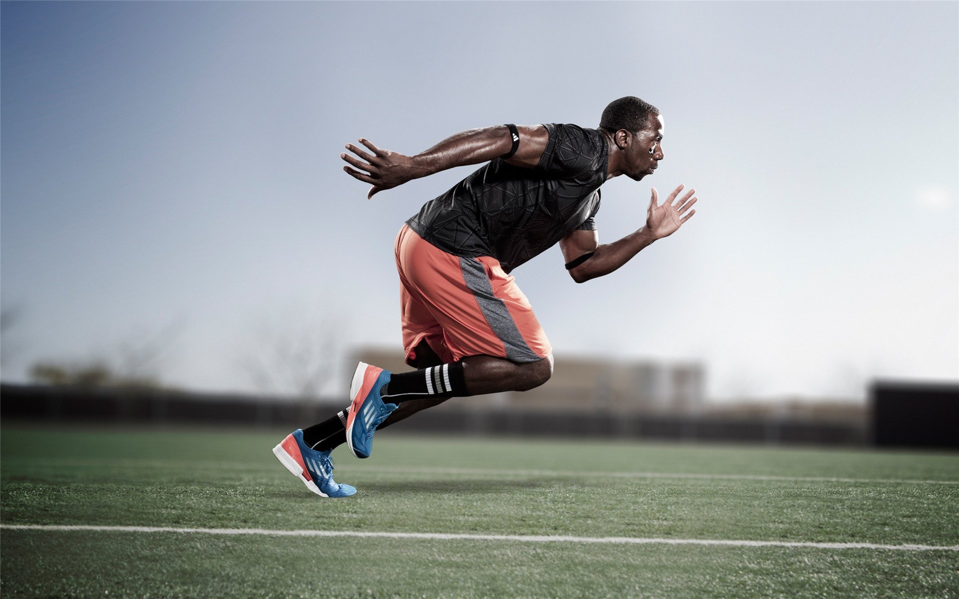 迪马利亚独舞圣保罗,英格兰军团完胜那不勒斯的战术启示